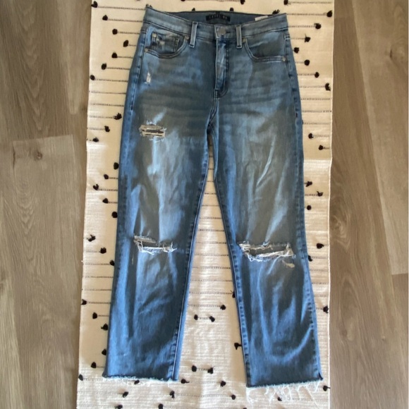 Level 99 Distressed Jeans - Picture 1 of 10